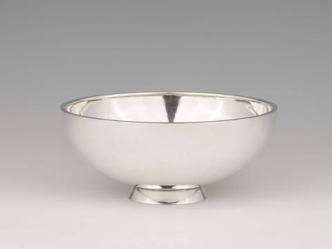 Karl Gustav Hansen - A Kolding silver dish by Hans Hansen, model no. HH 346