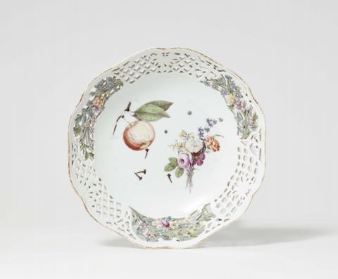 Johann Friedrich Eberlein - A Meissen porcelain dessert bowl