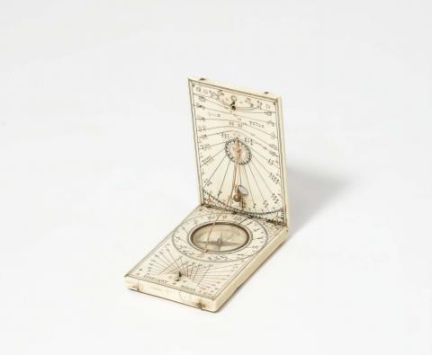  Nuremberg - A Nuremberg folding sundial and compass