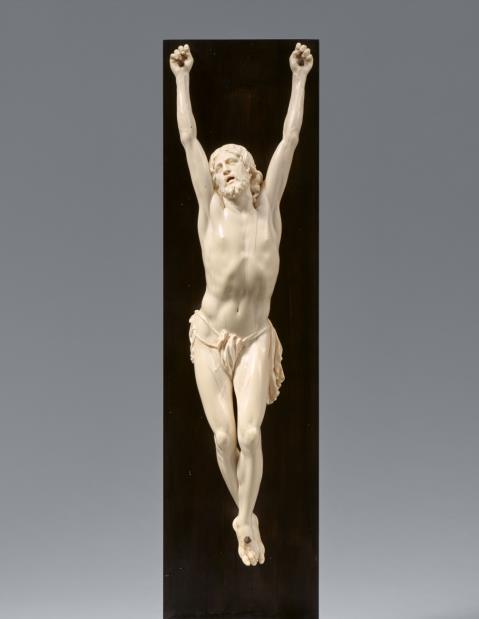 South German Mid-17th century - A mid-17th century South German carved ivory Corpus Christi