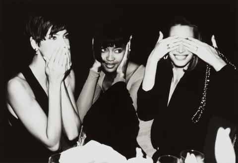 Roxanne Lowit - Linda Evangelista, Naomi Campbell, and Christy Turlington speaking, hearing and seeing no Evil, NYC