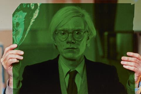 Thomas Höpker - Andy Warhol in seiner "Factory" am Union Square, New York