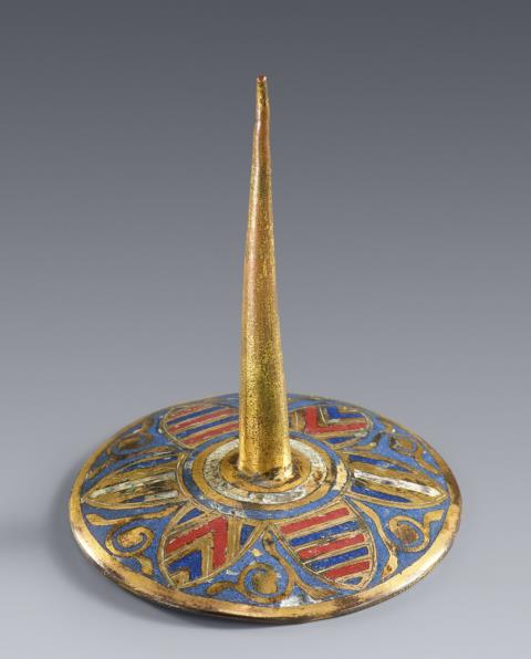 Limoges first half 13th century - A cast bronze travel candlestick