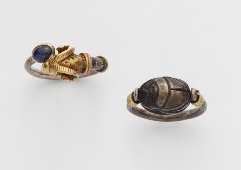 Dagmar Stühler - Two silver and gold rings in the antique taste