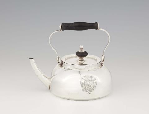 Jaques Roman - A Berlin silver teapot made for Baron von Fuchs