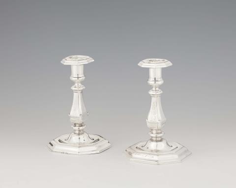 Christian Lieberkühn d. J. - A pair of Berlin silver candelsticks from the dinner service of Frederick the Great