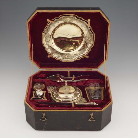 Johann Georg Wolhaupter - An Augsburg silver gilt travel service in a fitted case