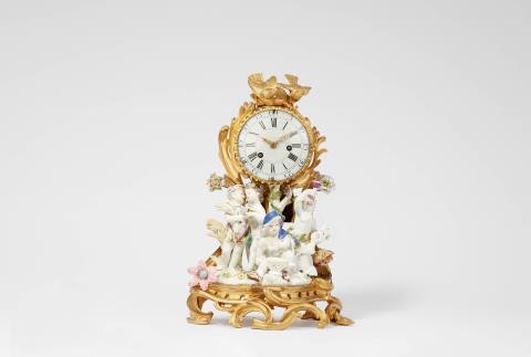 Johann Joachim Kaendler - A pendulum clock with Meissen porcelain figures
