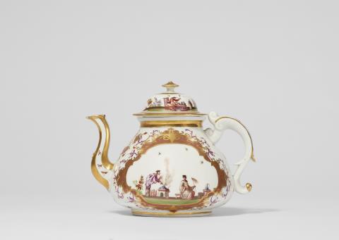 An important Meissen porcelain teapot with Augustus Rex mark