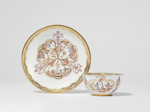 Anna Elisabeth Wald (geb. Auffenwerth) - A Meissen porcelain tea bowl and saucer with Chinoiserie decor