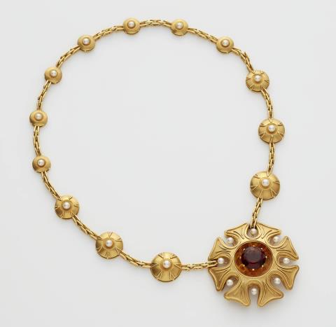 A convertible German 18k gold and Madeira citrine necklace.