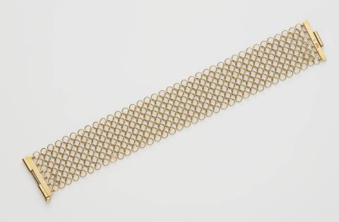Wilhelm Nagel - A German 18k gold meshwork bracelet.