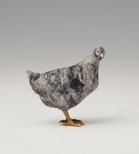 Carl Fabergé - A jasper model of a hen by Fabergé