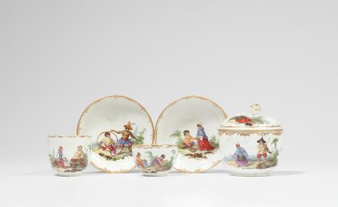  Fürstenberg - Items from a Fürstenberg porcelain service with monkey motifs