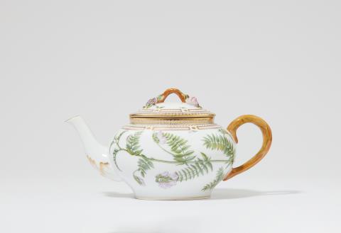  Königliche Porzellanmanufaktur Kopenhagen - Teekanne Flora Danica mit Deckel