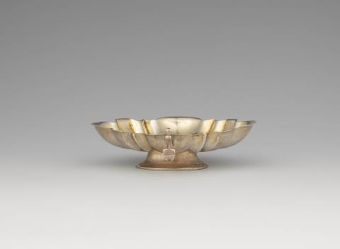 David II Weinold - A small Augsburg silver gilt wine tasting bowl