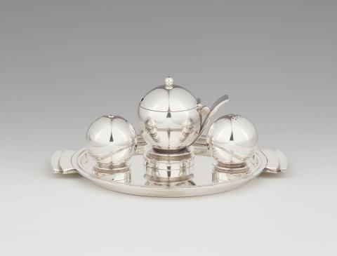 Harald Nielsen - A Copenhagen silver cruet set, model no. 632