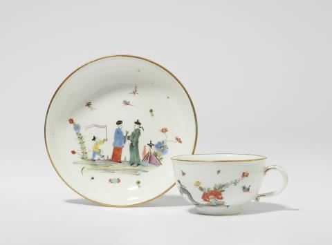 Adam Friedrich von Löwenfinck - A Meissen porcelain cup and saucer with Chinoiseries
