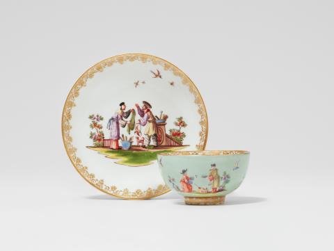 A Meissen porcelain Chinoiserie teabowl with early saucer