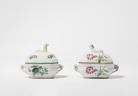  Proskau - Two Proskau faience butter dishes with dog finials
