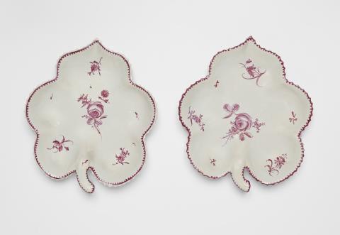  Proskau - A pair of Proskau faience leaf rimmed dishes with rose motifs