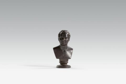  Königliche Eisengießerei Berlin - A cast iron bust of Crown Prince Friedrich Wilhelm