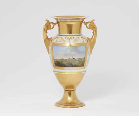 Königliche Porzellanmanufaktur Berlin KPM - A Berlin KPM porcelain vase with a view of Fürstenwalde
