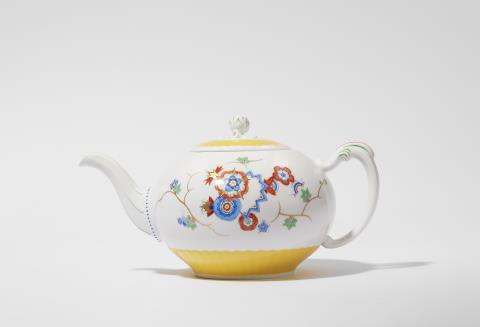 Theo Schmuz-Baudiss - An Art Deco Berlin KPM porcelain tea pot