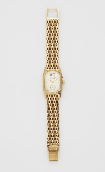 A. Lange & Söhne - An 18k yellow gold A. Lange & Söhne ladies wristwatch.