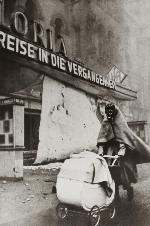 Wolf Strache - "Reise in die Vergangenheit", Kurfürstendamm, Berlin