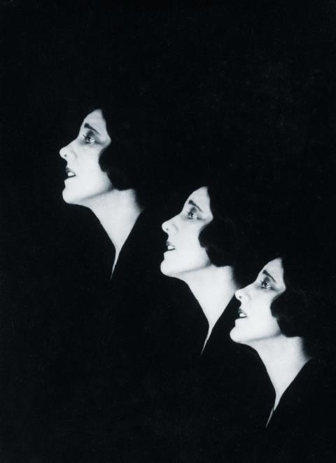 Cecil Beaton - Marian Davies, The Ziegfield Folly Girl