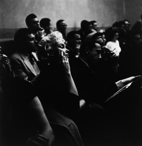 Roy Schatt - Marilyn in waiting room