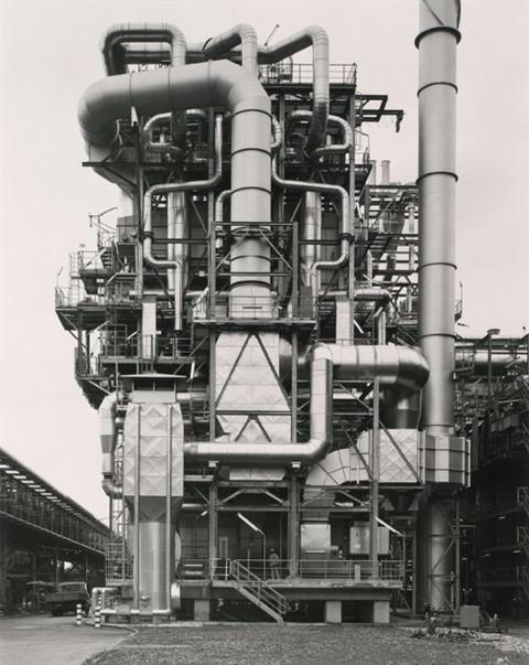 Hilla Becher - Chemische Fabrik Wesseling bei Köln (Chemical factory, Wesseling near Cologne)