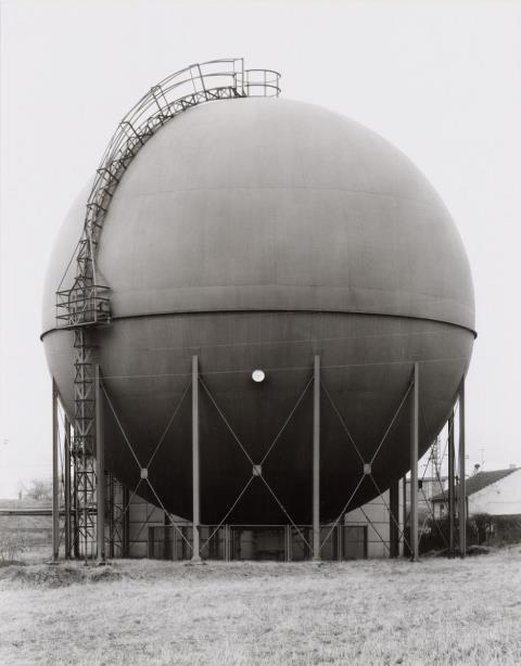Hilla Becher - Gasbehälter bei Wuppertal (Gas tank near Wuppertal)